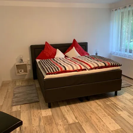 Elbe-ferienwohnung Mit Terrasse Nah Am Zentrum By Interhome Apartamento Glückstadt